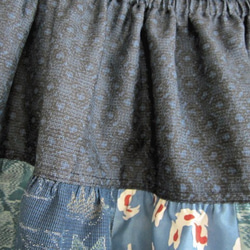 着物リメイク♪ブルー系４種類の大島紬の２段ティアードスカート（裏地付き） 4枚目の画像