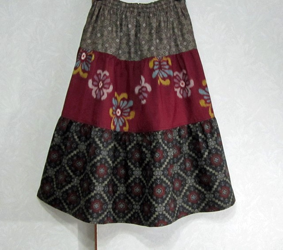 着物リメイク♪大島紬と銘仙のおしゃれな３段ティアードスカート（裏地付き） 2枚目の画像