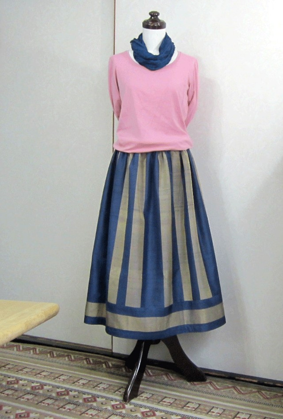着物リメイク♪ストライプ柄の紬で大人スカート　丈７５ｃｍ（裏地付き） 5枚目の画像