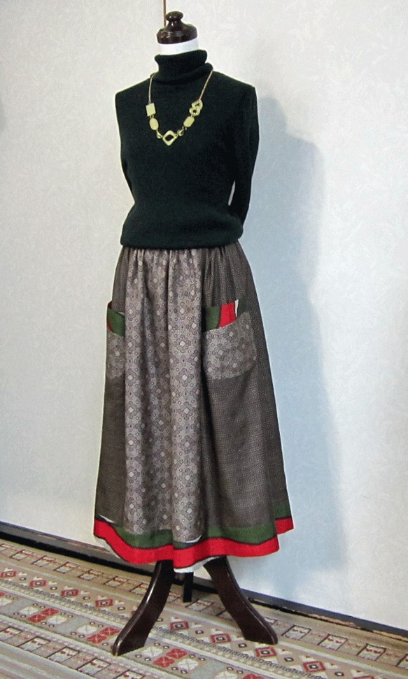 着物リメイク♪3種の泥大島紬・ポケット付きスカート：丈７６ｃｍ（裏地付き） 5枚目の画像