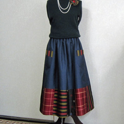 着物リメイク♪大島紬４種（亀甲・ストライプ・ドット・チェック）でモダンなスカート：丈７８ｃｍ（裏地付き 5枚目の画像