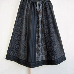 着物リメイク♪４種の大島紬紺系のパッチスカート（裏地付き）：丈７７ｃｍ 2枚目の画像