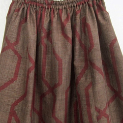 着物リメイク♪幾何学模様の十日市紬でシンプルスカート（裏地付き）：丈７８ｃｍ 3枚目の画像