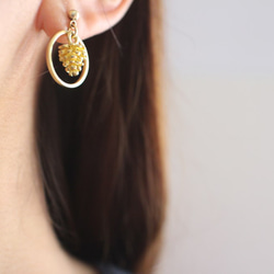 小金松-松果黃銅耳環-可改夾 第6張的照片