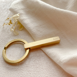 【情人節禮物】-客製化黃銅刻字鑰匙圈套組(2入) 第8張的照片