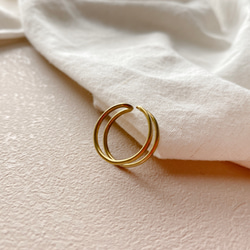 平行線-可調式黃銅戒指 第8張的照片