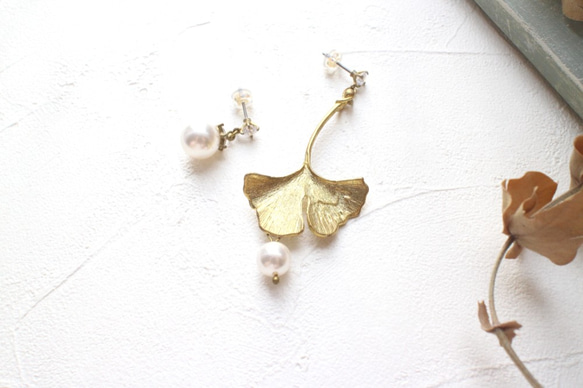 秋日銀杏 - 珍珠 黃銅耳環 第8張的照片