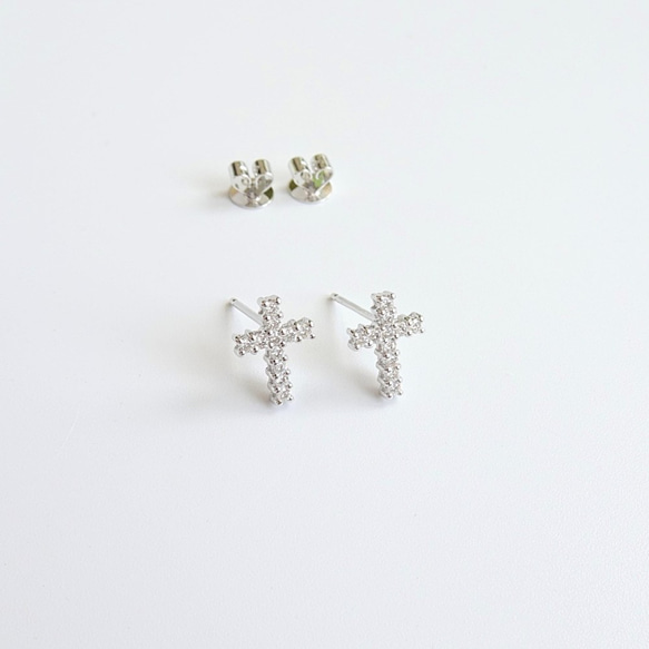 天然鑽石 小十字架 純 18K 白金 耳釘 耳環 | JSE08 第2張的照片