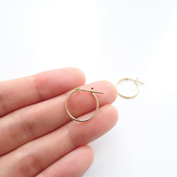 K18 Skin Jewelry - 日本18K黃金日常極簡小耳圈 - 15mm 第4張的照片