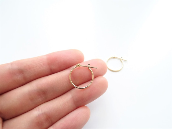 K18 Skin Jewelry - 日本18K黃金日常極簡小耳圈 - 15mm 第4張的照片