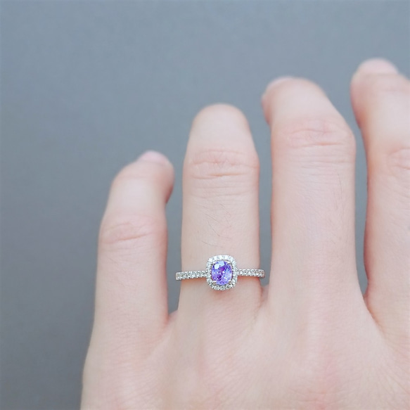 天然橢圓形紫色剛玉 微鑲鑽石 純 18K 金戒指 第7張的照片