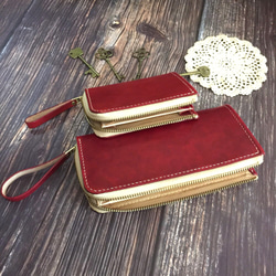 （現品限り）イタリアンレザーヌメ革 手縫い  L字ファスナー財布 手染め赤 2枚目の画像