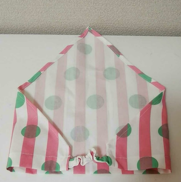 子供 エプロン･三角巾･収納袋 3点セット ピンクストライプ×グリーンドット カラフル 2枚目の画像
