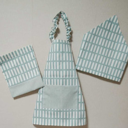 子供 エプロン・三角巾・収納袋 3点セット 北欧風　格子柄 スモークブルー 1枚目の画像