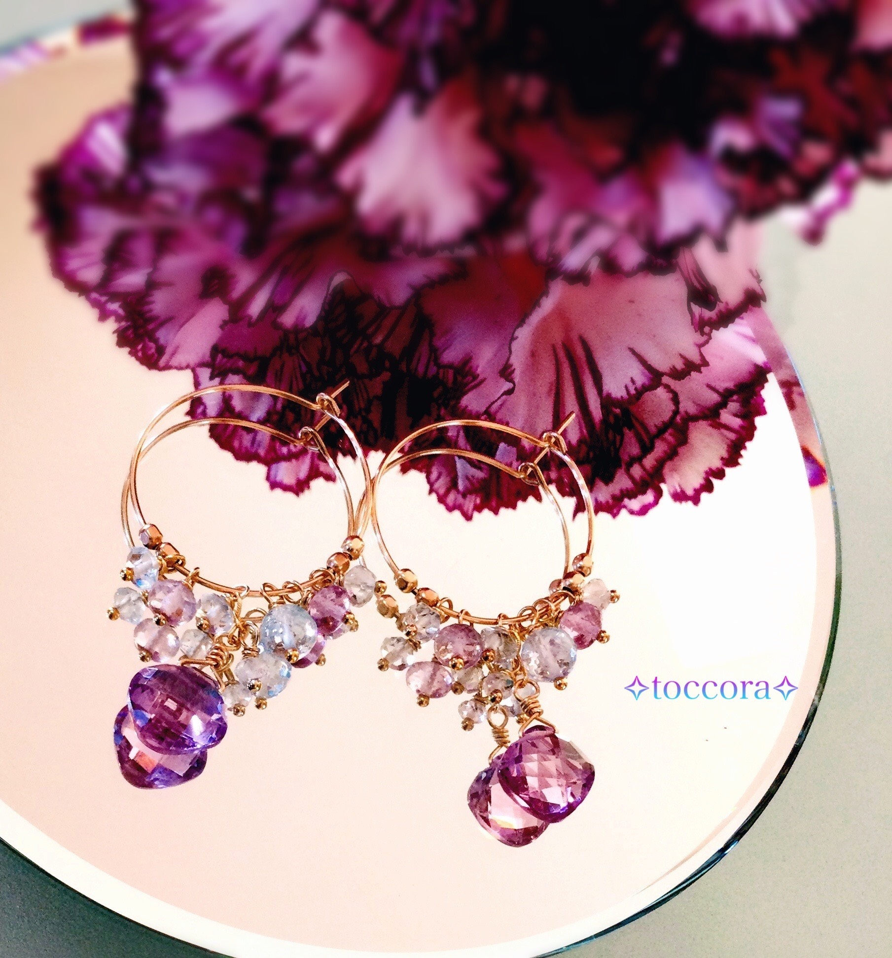 天然石と14kgf∗*ﾟダイヤカットのピンクアメジスト、紫陽花みたいなフープピアス 4,514円