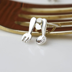 小小湯匙與叉子 | 純銀耳環 可改夾式 可愛簡約 手工銀飾 第2張的照片
