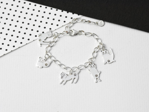 猫のファンタジーワールド（かわいい動物のスターリングシルバー