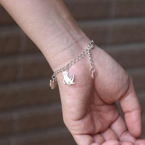 猫のファンタジーワールド（かわいい動物のスターリングシルバー