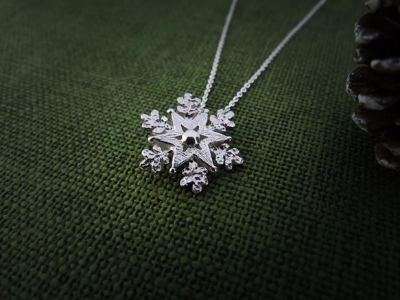 聖誕星星雪花 | 純銀項鍊 鎖骨鍊 手工銀飾 聖誕禮物 第2張的照片