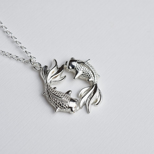 年々豊かさを象徴する金魚（スターリングシルバーネックレス、女性用3D