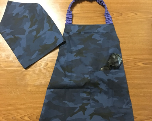 迷彩☆キッズエプロン&三角巾 その他入園グッズ はく Happy Flower