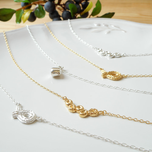 SALE】プチ・ベーグルのネックレス ゴールドカラー ネックレス
