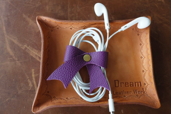 蝴蝶結收納 黃銅金屬扣 植鞣革 皮革 夢想鞄製所 Dreamkaban 第4張的照片