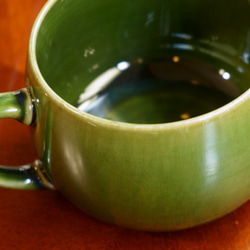 8.5×6.3ｃｍ　緑釉　マグカップ（小） 3枚目の画像