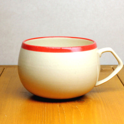丸マグカップ（赤） 1枚目の画像