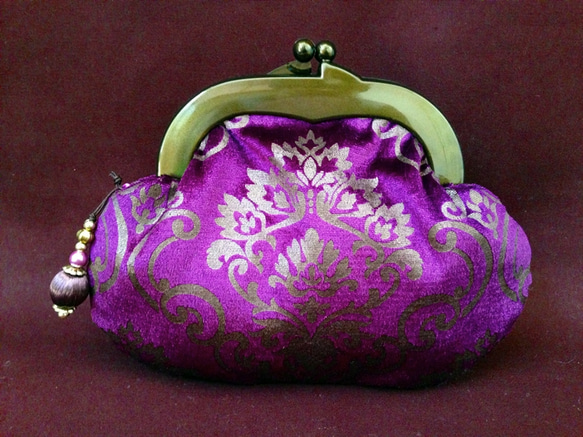 MADAME CHIGNON　がま口ポーチ purple sofa　00329 2枚目の画像