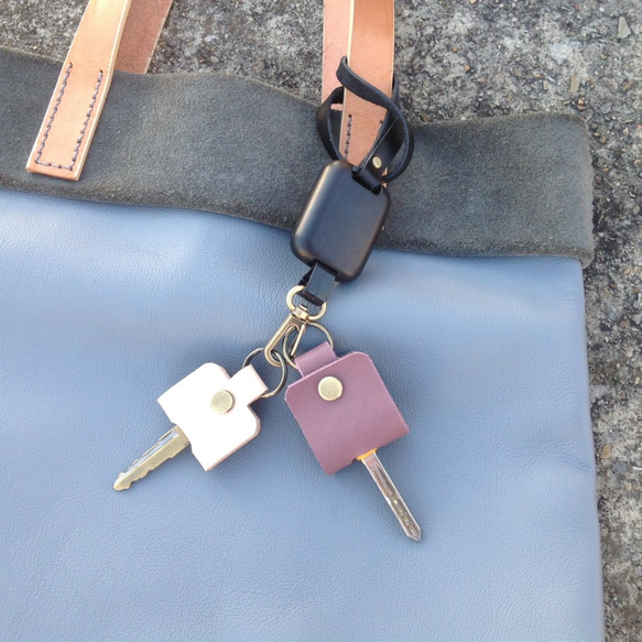 可伸縮短掛繩+2支鑰匙套,真皮,皮套,鑰匙的衣服【屆時皮革】 第2張的照片