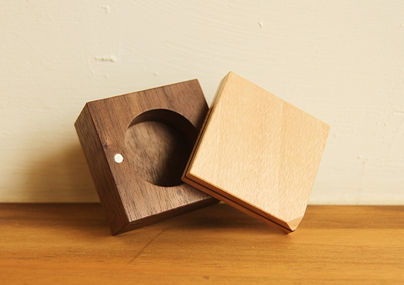 【あす楽対応商品】アンダーアングルシリーズ/木製リングボックス - エレガントなクラシック 3枚目の画像