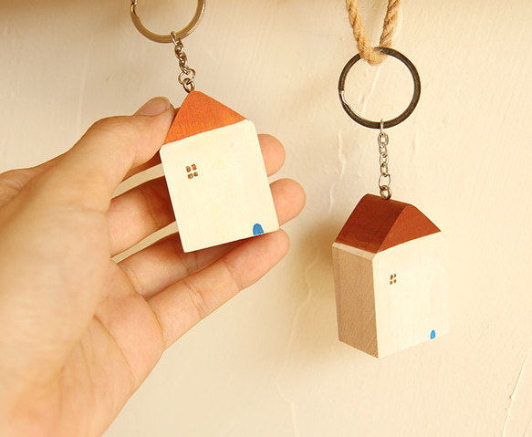 窩心-木頭彩繪小房子 / 屋系列-聖誕小物鑰匙圈(單件販售) 第6張的照片