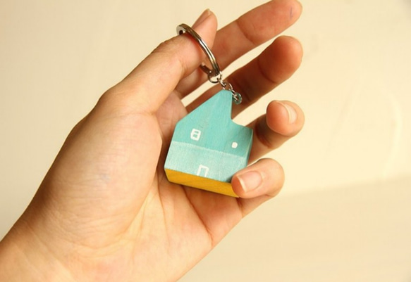 薄荷房3-木頭彩繪小房子/屋系列-聖誕小物鑰匙圈(單件販售) 第2張的照片