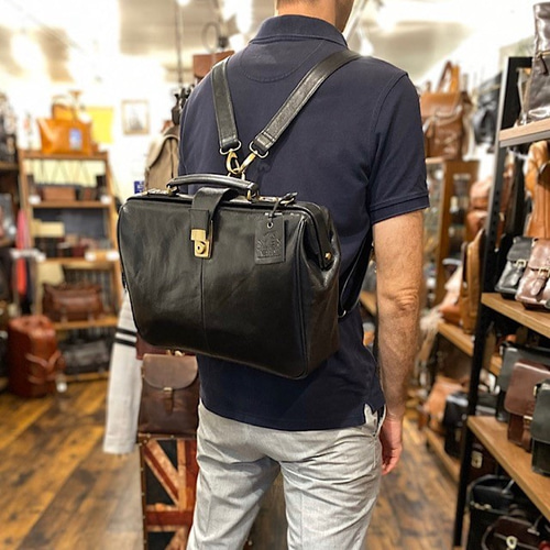 Valise ドクターズバッグ ３way　革　リュック ブラック 3way英国デザイン牛革かばんValiseドクターズ ブラックBuff Ⅲ