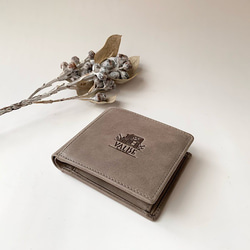 英国デザインValise二つ折り財布 スモーキーグレイII 1枚目の画像