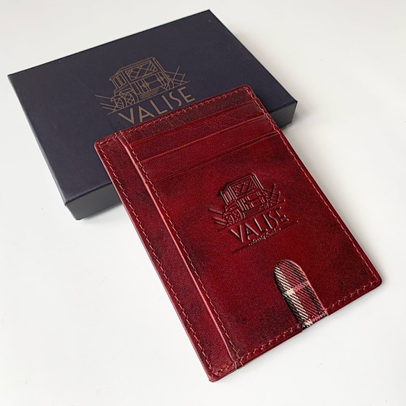 英國設計旅行箱通行證盒黑櫻桃色 第3張的照片
