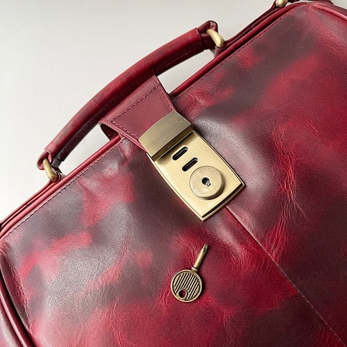 Valise ドクターズバッグ ３way　革　リュック ブラック 3way英国デザイン牛革かばんValiseドクターズ ブラックBuff Ⅲ - The