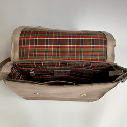 英倫設計 牛皮包 旅行包 挎包 煙灰色 M 第7張的照片