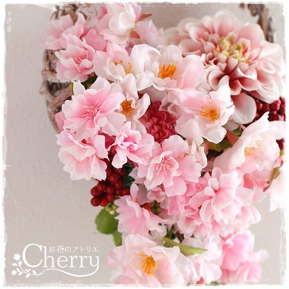 【春リース】流れるように桜満開、バッグ型リースの壁飾り。「Creema限定」 2枚目の画像