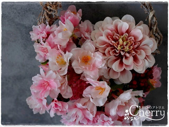 【春リース】流れるように桜満開、バッグ型リースの壁飾り。「Creema限定」 7枚目の画像