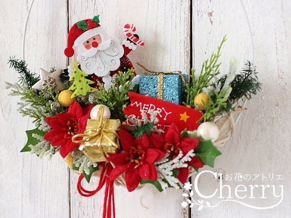 【Creema限定・X'mas】再々販・ほっこりサンタの可愛いハーフムーン壁飾り。♪ 5枚目の画像