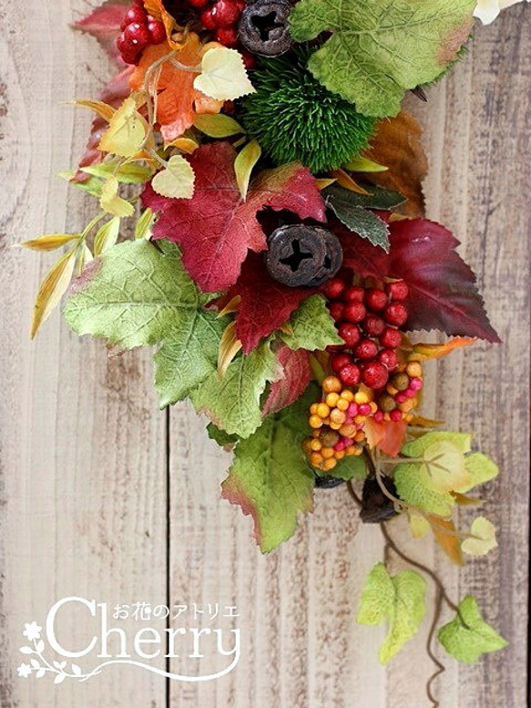 【秋色リース】掛けても置いても楽しめる三日月型の秋飾り。「Creema限定」 3枚目の画像