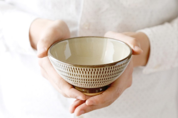 飛機飯碗（小）小石原燒丸台窯 第2張的照片