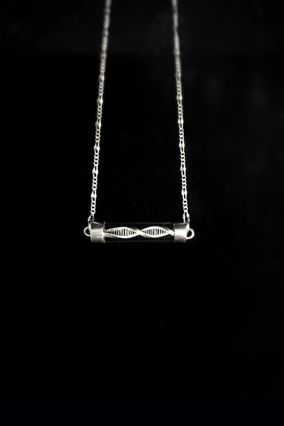 GENE/genetic unit 925 Silver necklace 1枚目の画像