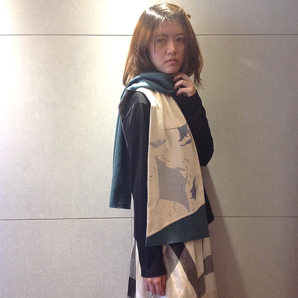 設計款RS176 - 【鯊魟悠游】手作純棉圍巾 第4張的照片