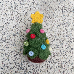 Handmade Crochet Merino Wool Xmas Tree 1枚目の画像