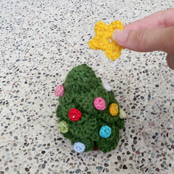 Handmade Crochet Merino Wool Xmas Tree 4枚目の画像