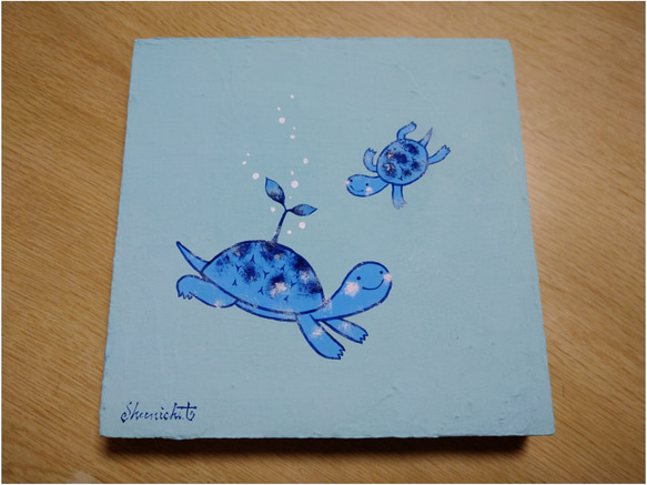 土に還る パネル絵（ブルー）亀、植物 1枚目の画像