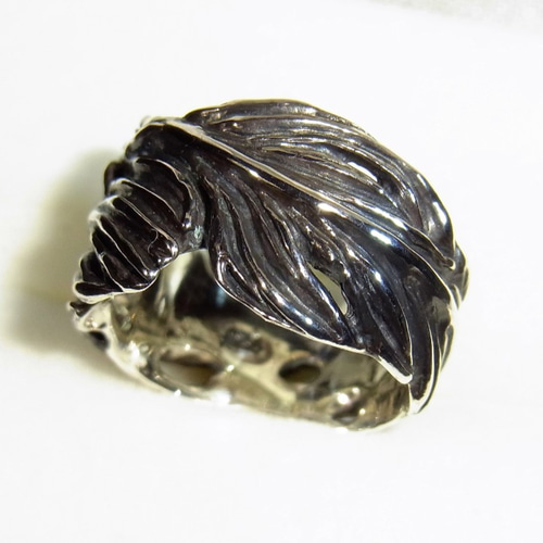 フェザー リング (黒染め） 指輪・リング hide jewelry. 通販